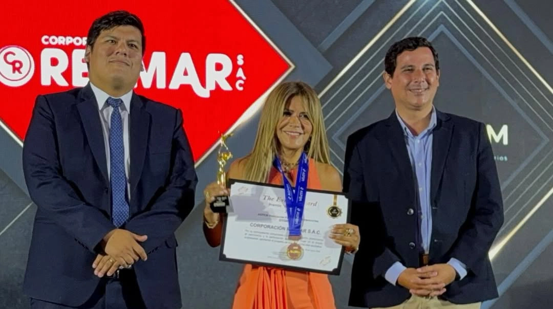 Mujer Exitosa 2026 Premiación de Marylyn Reyes Heredia